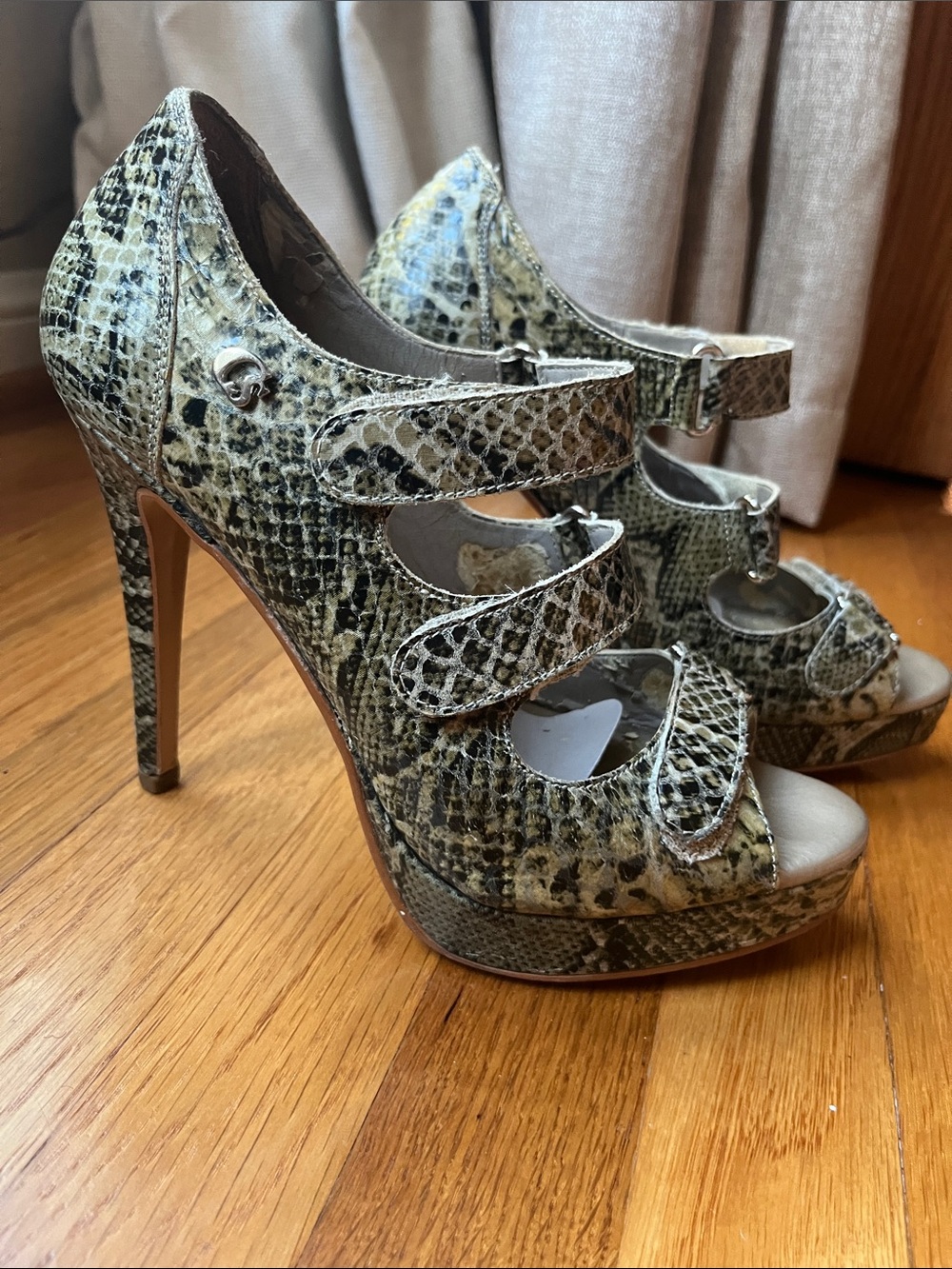 Carmen Steffens Strappy Leather Platform Sandals